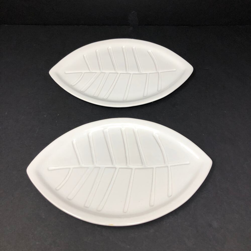 Ikea Vinterfest Side Plate‎ Set of 2 White Leaf Pattern Dish 9.75" x 6.5"